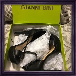 👠 BRAND NEW 👠 Gianni Bini Heels 👠